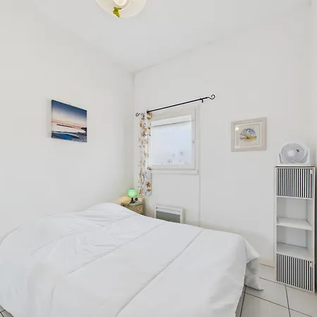 Apartamento Proche Du Port Olona - 4 Pers *